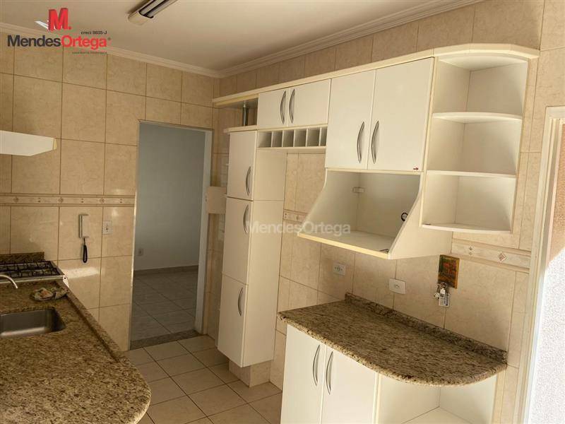 Casa de Condomínio para alugar com 3 quartos, 124m² - Foto 4