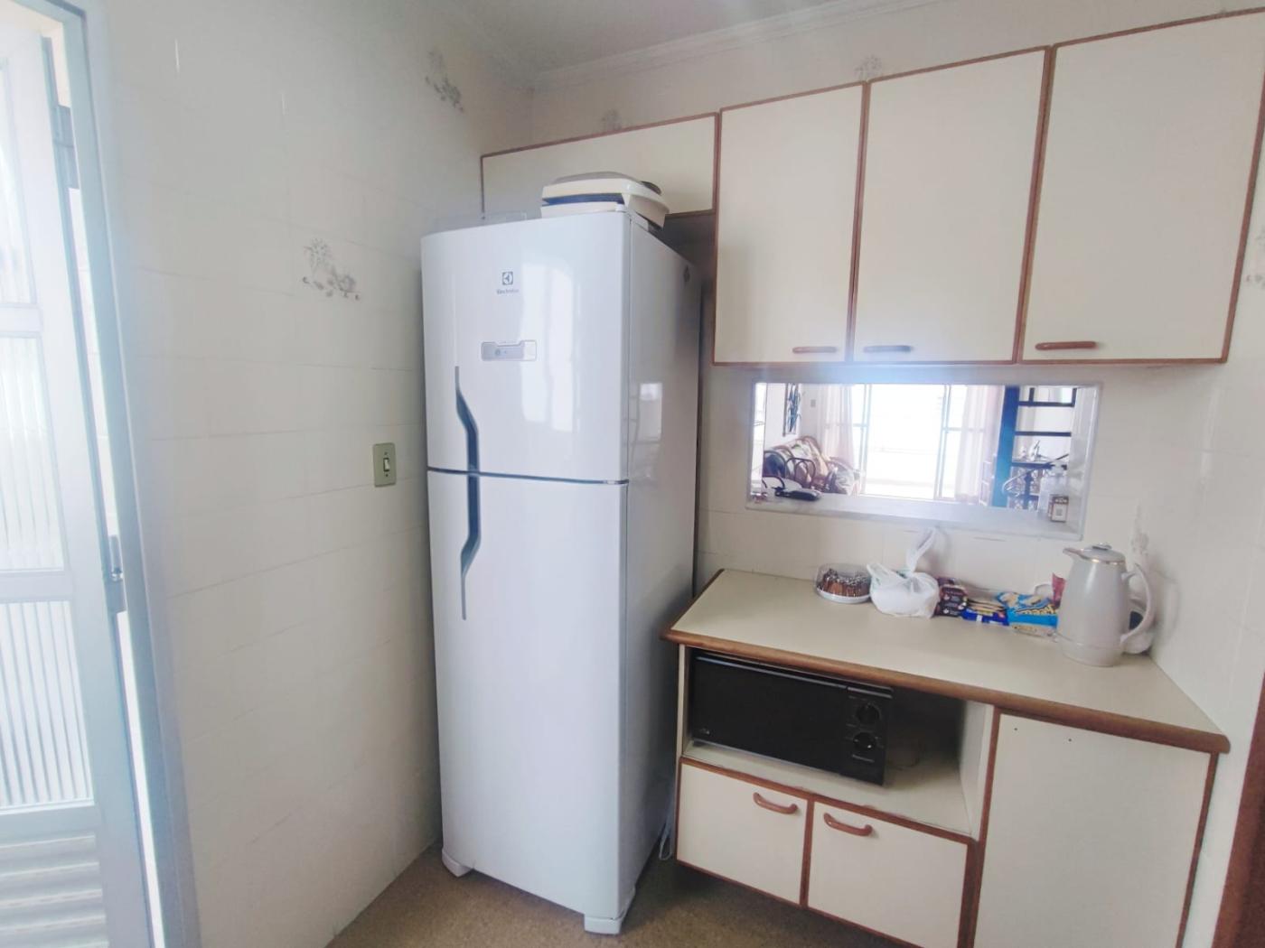 Apartamento à venda com 3 quartos, 227m² - Foto 8