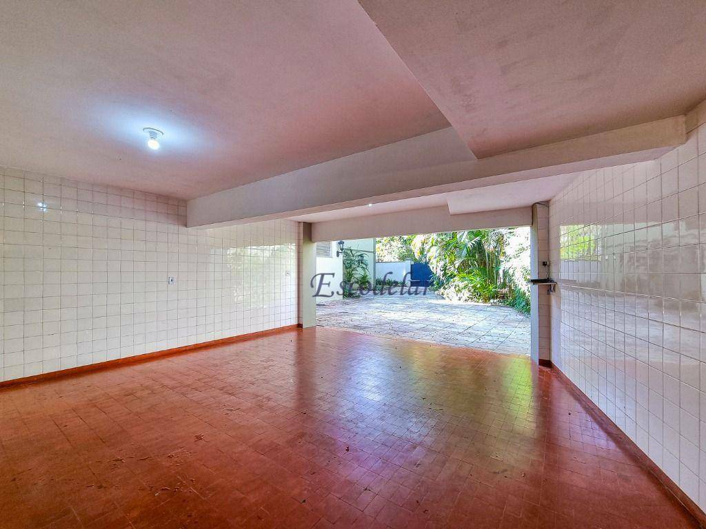 Casa para alugar com 5 quartos, 600m² - Foto 61