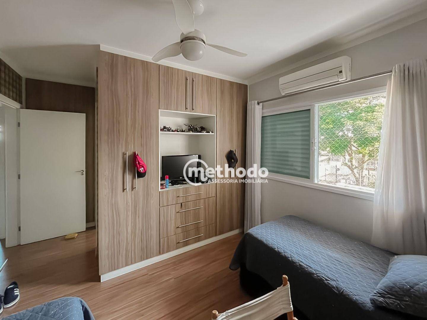 Casa à venda com 33 quartos, 250m² - Foto 30