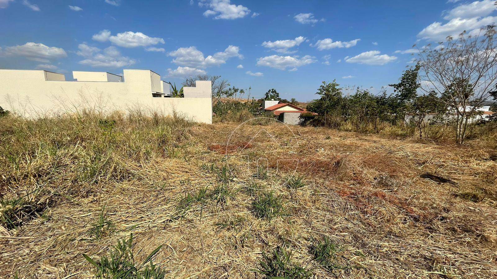 Terreno à venda, 360M2 - Foto 1