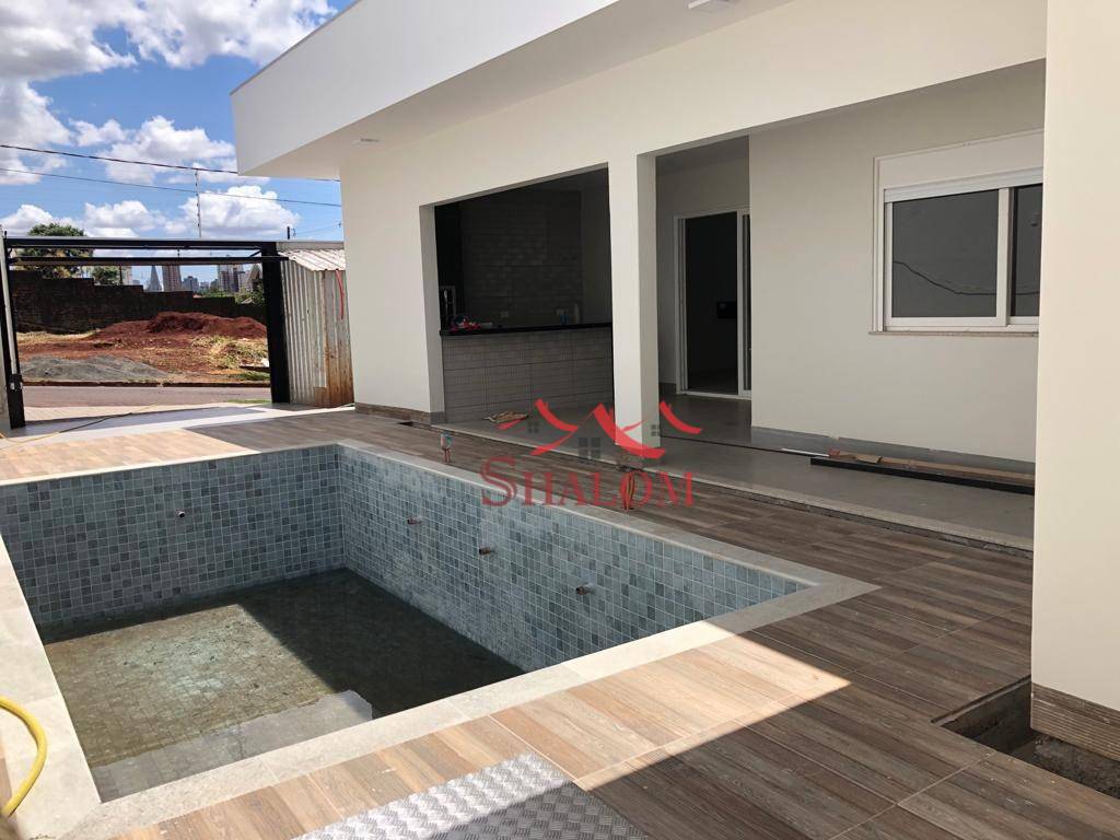 Casa à venda com 3 quartos, 255m² - Foto 18