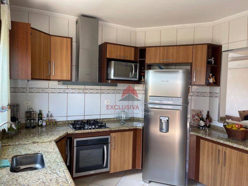 Casa, 3 quartos, 180 m² - Foto 23