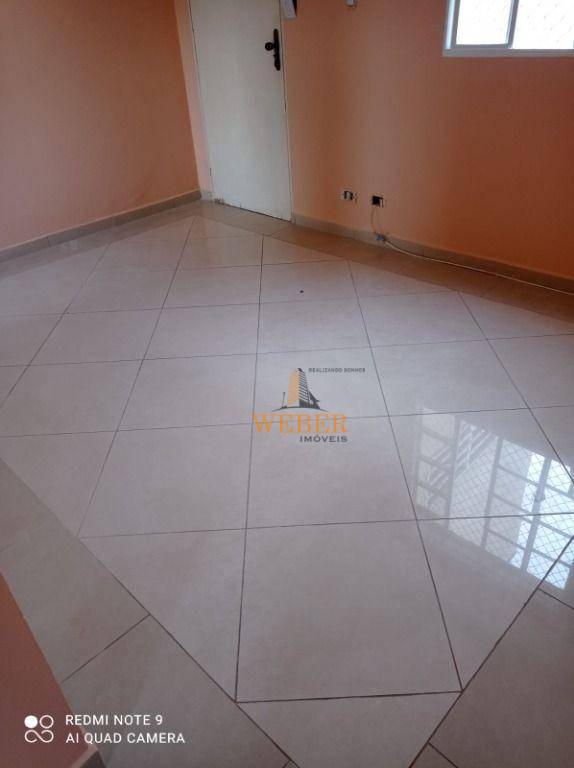 Apartamento à venda com 2 quartos, 43m² - Foto 3