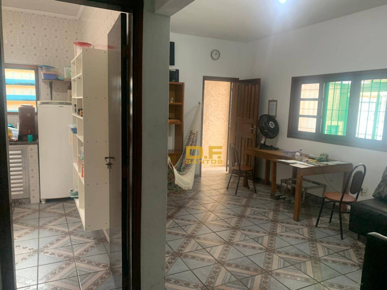 Casa à venda com 2 quartos, 156m² - Foto 14