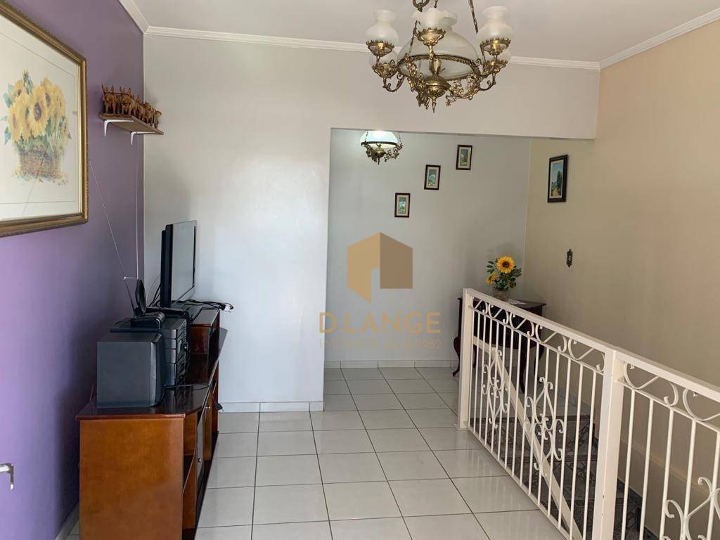 Casa à venda com 3 quartos, 289m² - Foto 12