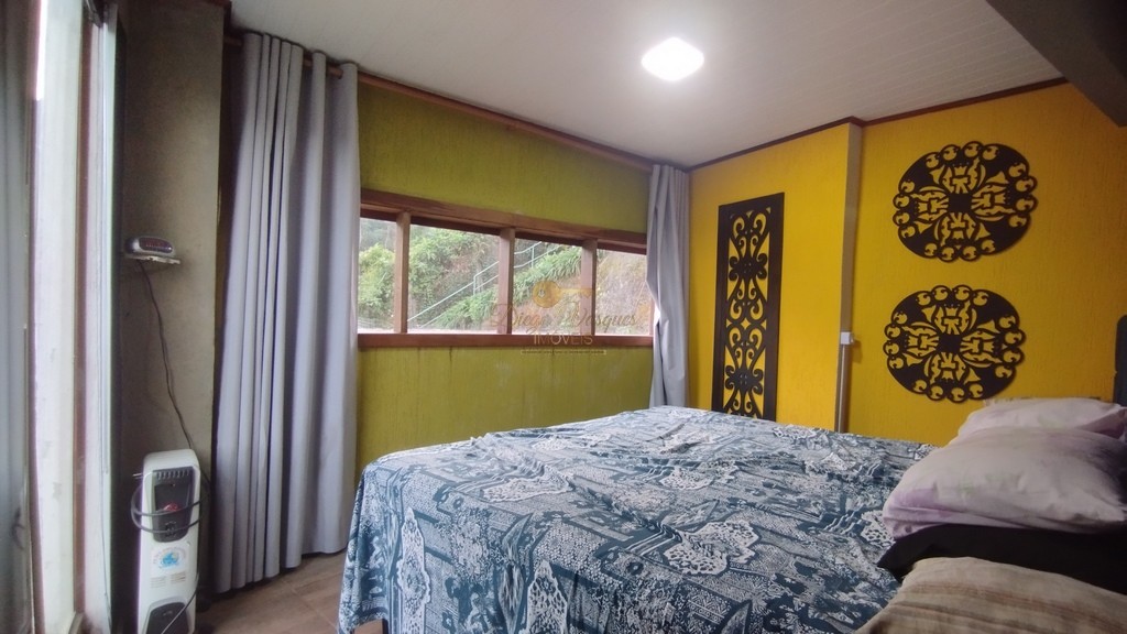 Casa à venda com 4 quartos, 226m² - Foto 14