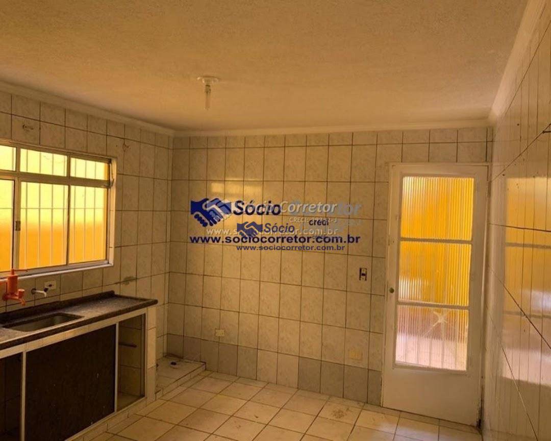 Sobrado à venda com 3 quartos, 200m² - Foto 7