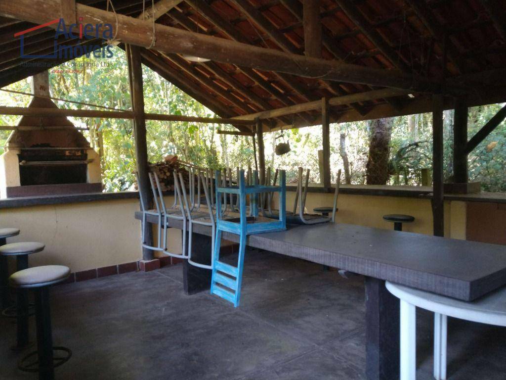 Casa de Condomínio à venda com 3 quartos, 300m² - Foto 18