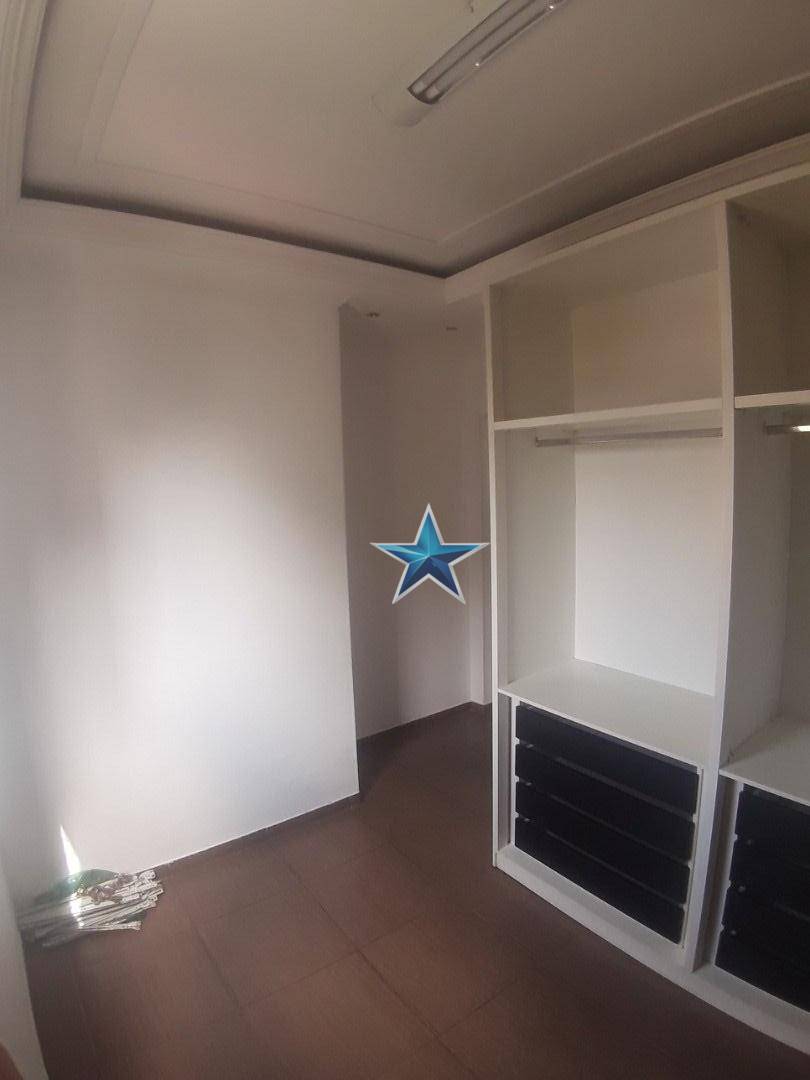 Apartamento à venda com 3 quartos, 74m² - Foto 3