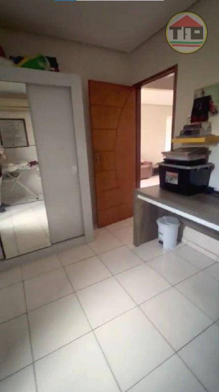 Apartamento à venda com 2 quartos, 66m² - Foto 10