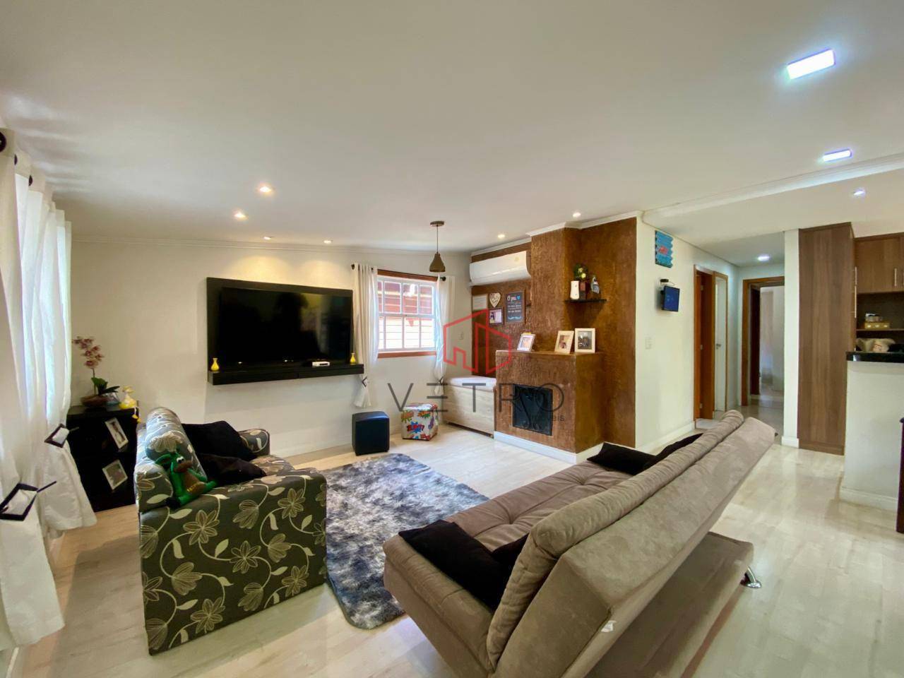 Casa, 3 quartos, 156 m² - Foto 1