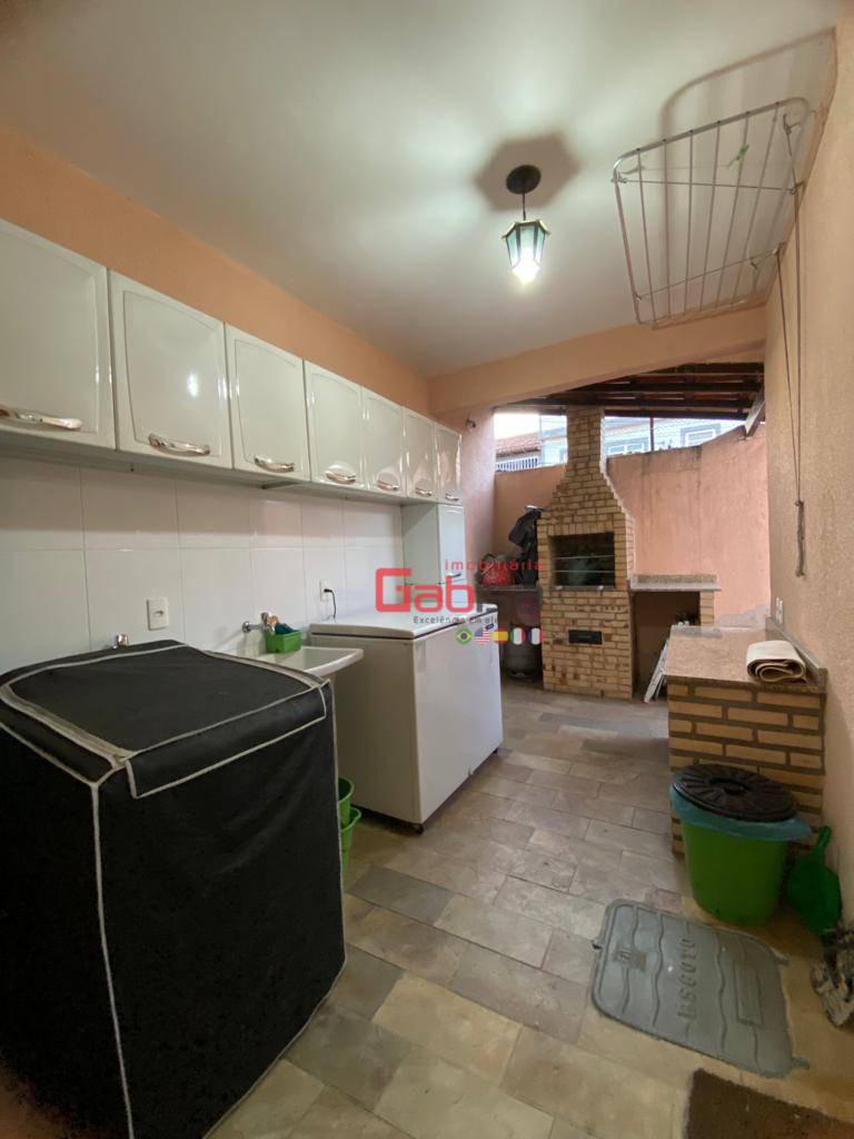 Casa de Condomínio à venda com 6 quartos, 180m² - Foto 9