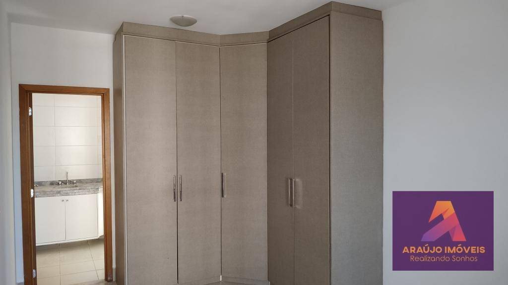 Apartamento à venda com 3 quartos, 118m² - Foto 9