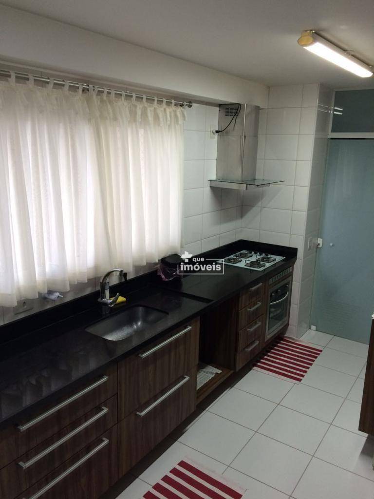 Apartamento à venda com 3 quartos, 151m² - Foto 3