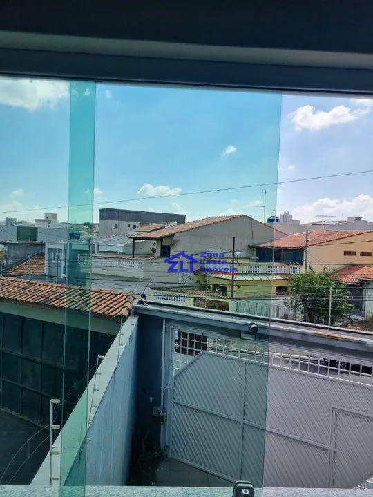 Sobrado à venda com 3 quartos, 220m² - Foto 2