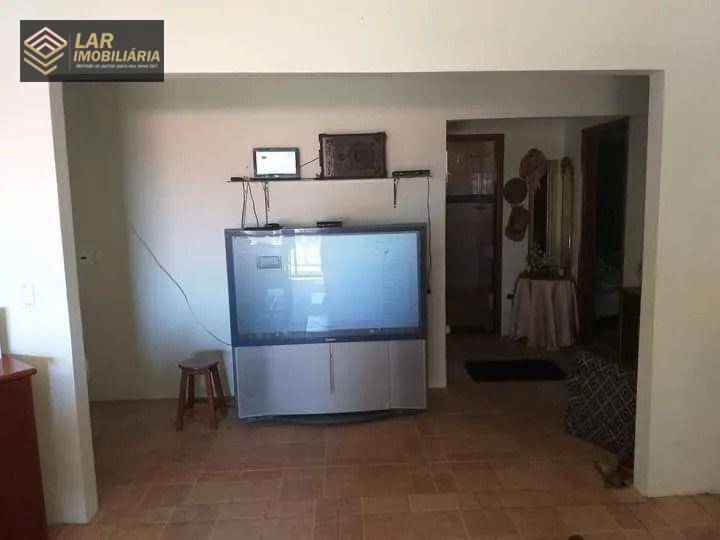 Chácara à venda e aluguel com 2 quartos, 200m² - Foto 6