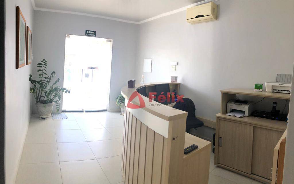 Casa à venda com 2 quartos, 480m² - Foto 1