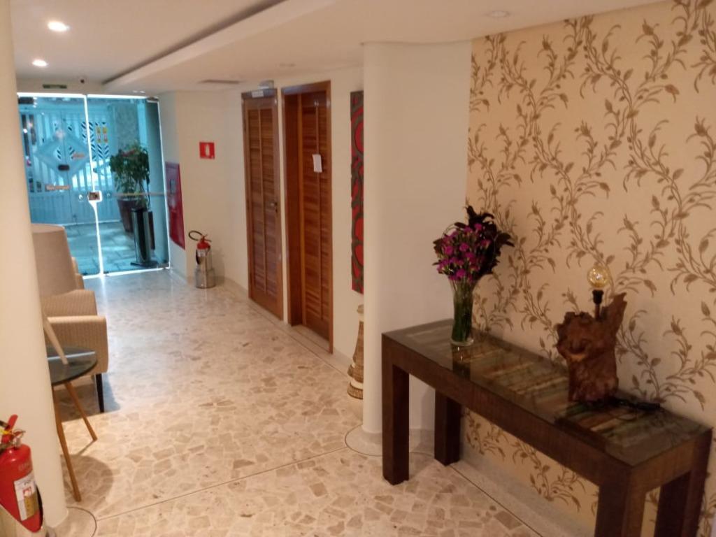 Apartamento à venda com 1 quarto, 40m² - Foto 2