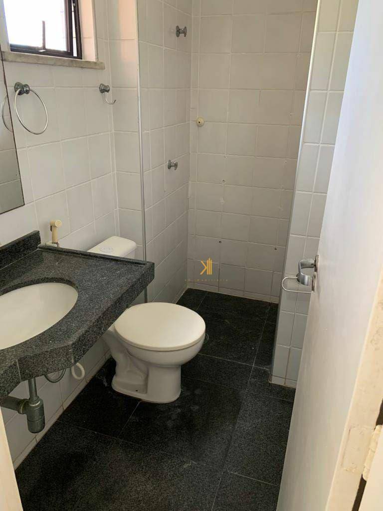 Apartamento à venda com 4 quartos, 195m² - Foto 19