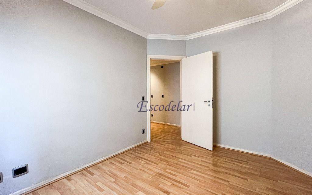 Apartamento à venda com 4 quartos, 180m² - Foto 26