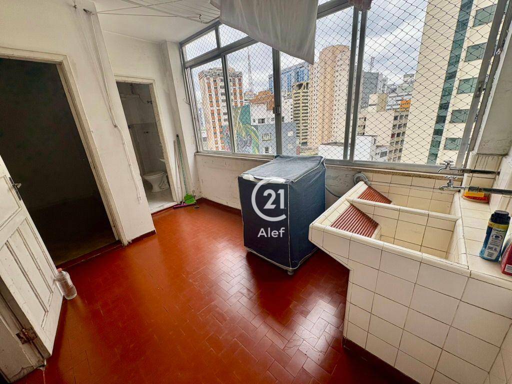 Apartamento à venda com 4 quartos, 240m² - Foto 6