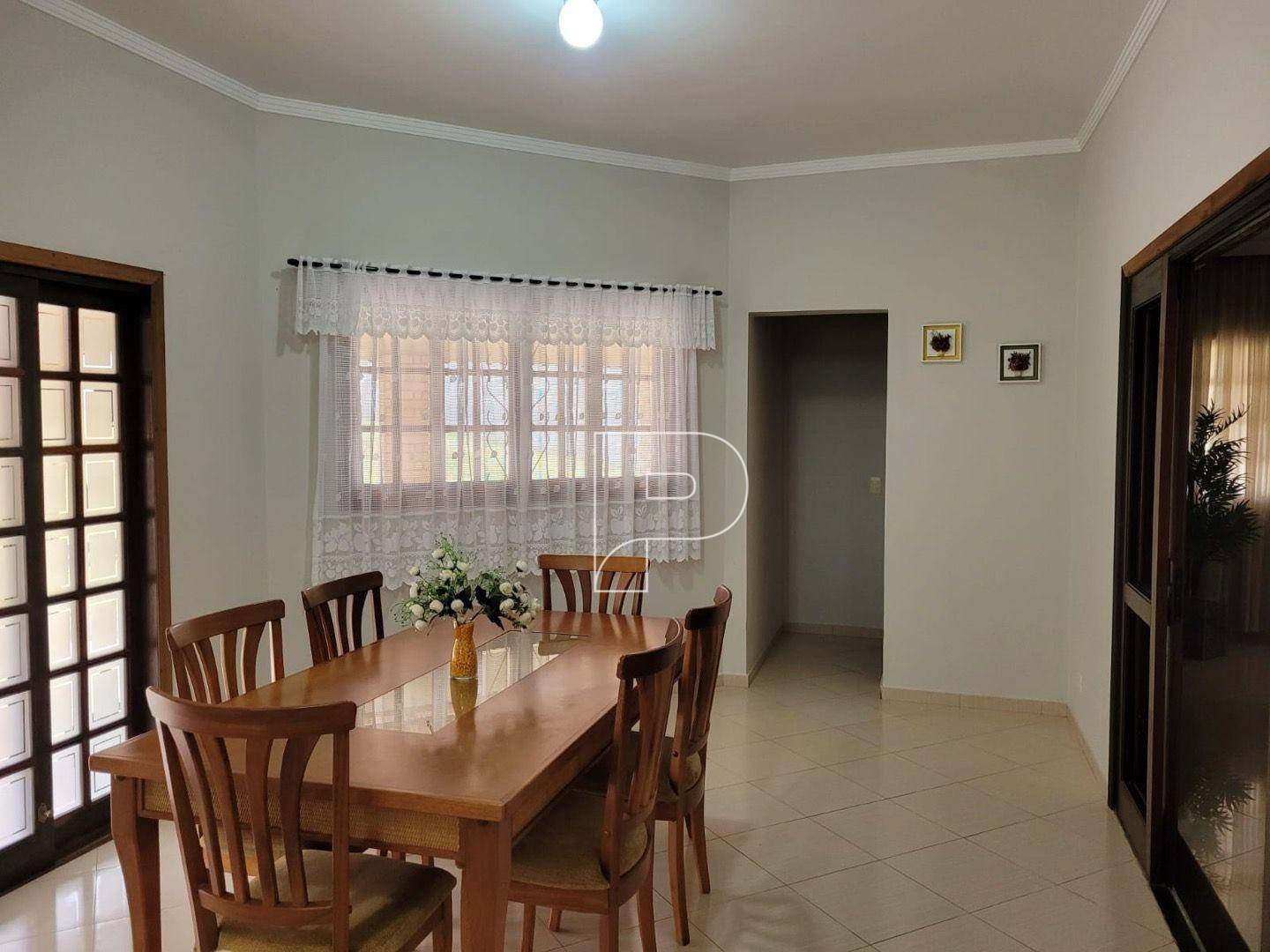 Casa à venda com 3 quartos, 332m² - Foto 10