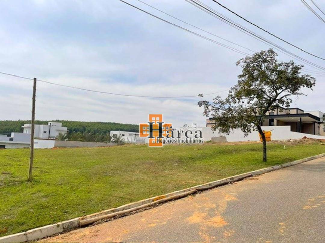 Loteamento e Condomínio, 1000 m² - Foto 1