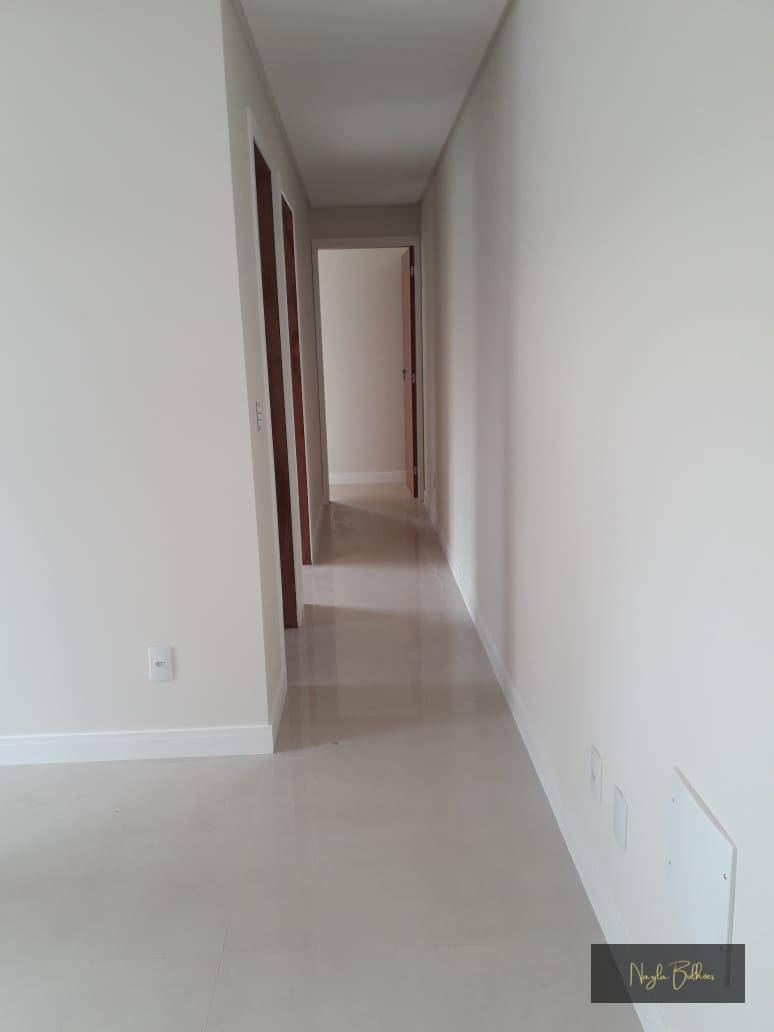 Apartamento à venda com 2 quartos, 65m² - Foto 12