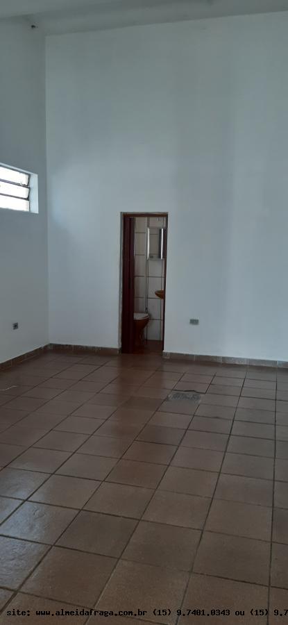 Casa para alugar com 1 quarto, 50m² - Foto 4