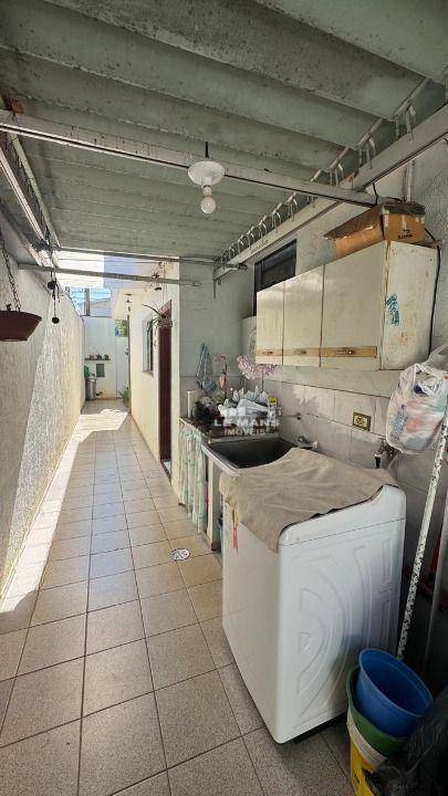 Casa à venda com 3 quartos, 125m² - Foto 25
