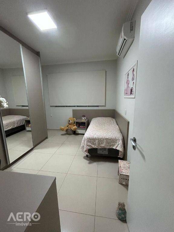 Casa de Condomínio à venda com 3 quartos, 213m² - Foto 15