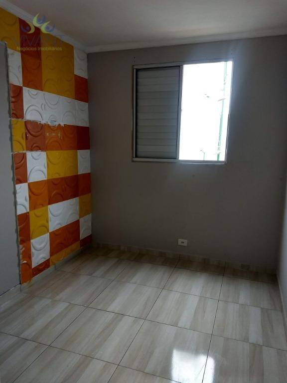 Apartamento à venda com 2 quartos, 45m² - Foto 16