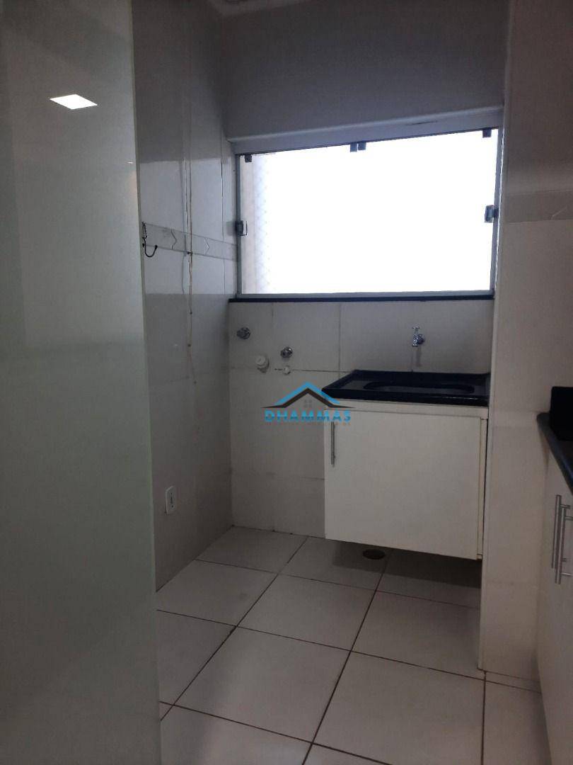 Apartamento à venda com 3 quartos, 82m² - Foto 12