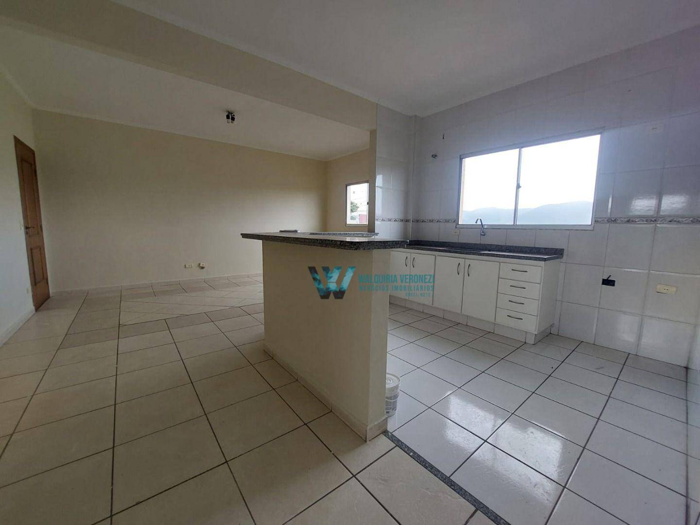 Apartamento à venda com 3 quartos, 110m² - Foto 3