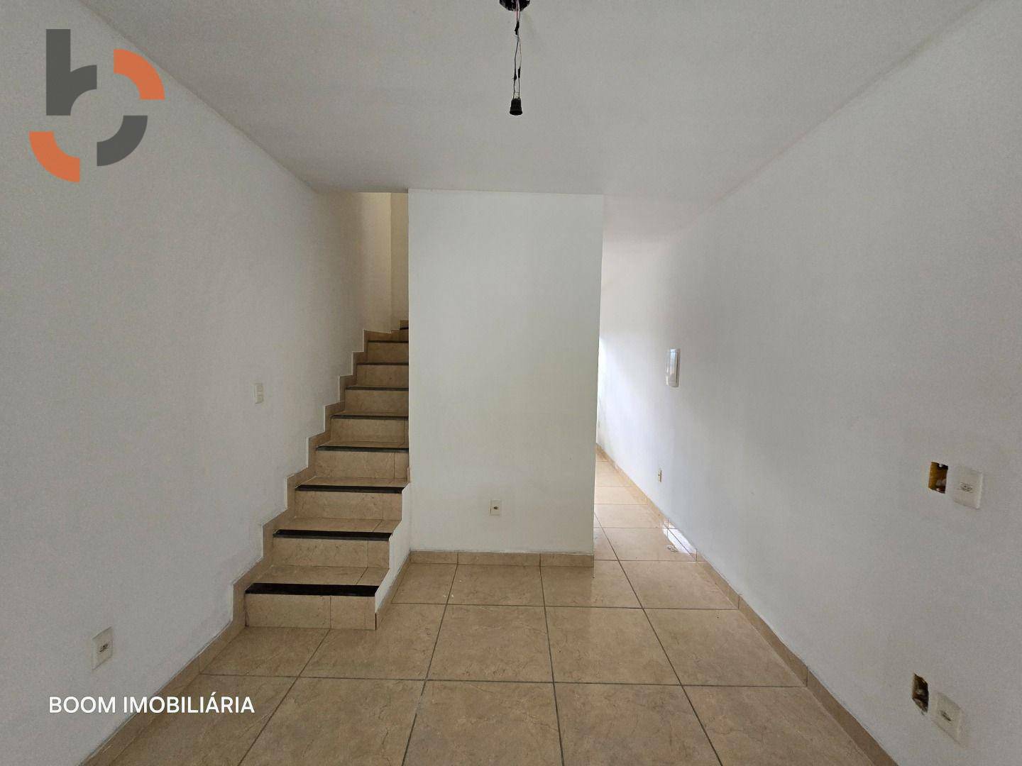 Casa à venda com 2 quartos, 122m² - Foto 5