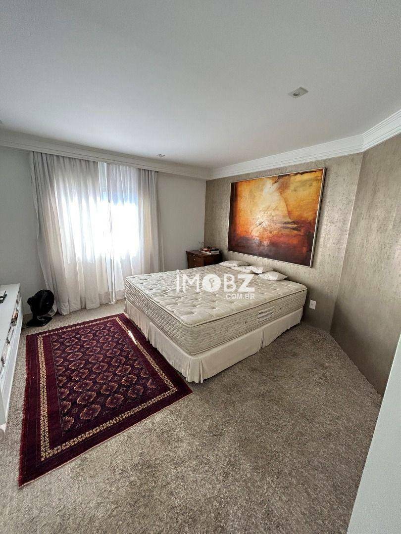 Apartamento à venda com 3 quartos, 270m² - Foto 25