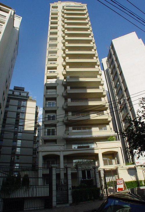 Apartamento à venda com 4 quartos, 214m² - Foto 1