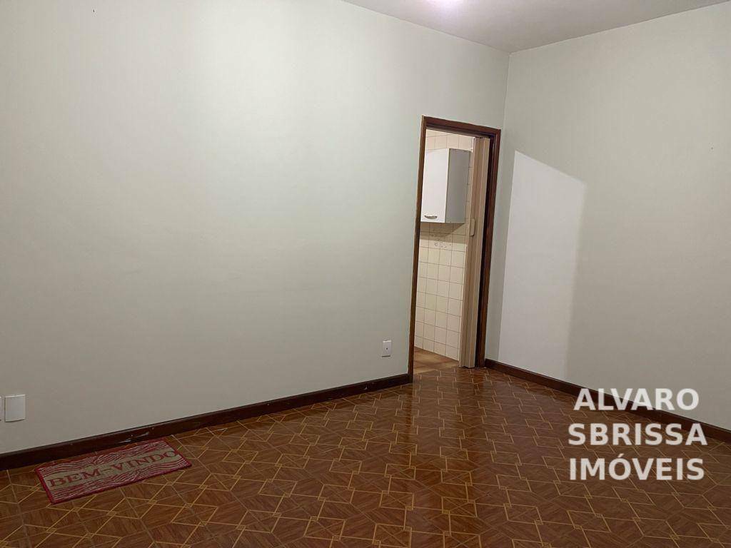 Casa à venda com 2 quartos, 166m² - Foto 6