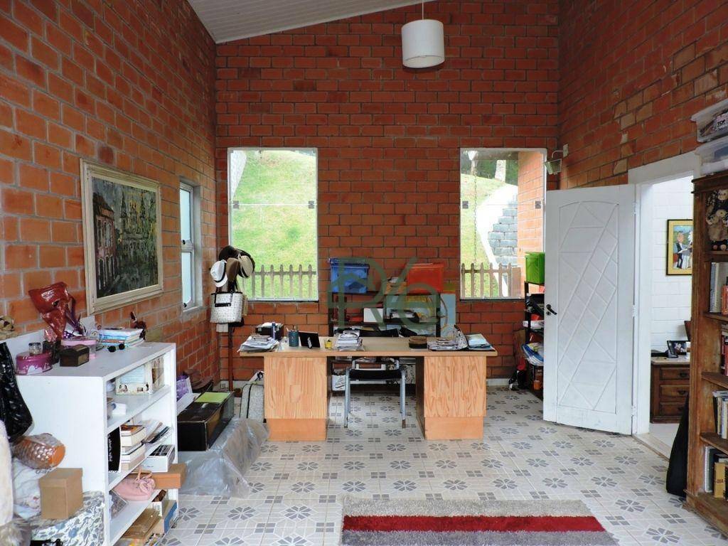 Casa de Condomínio à venda com 4 quartos, 205m² - Foto 11