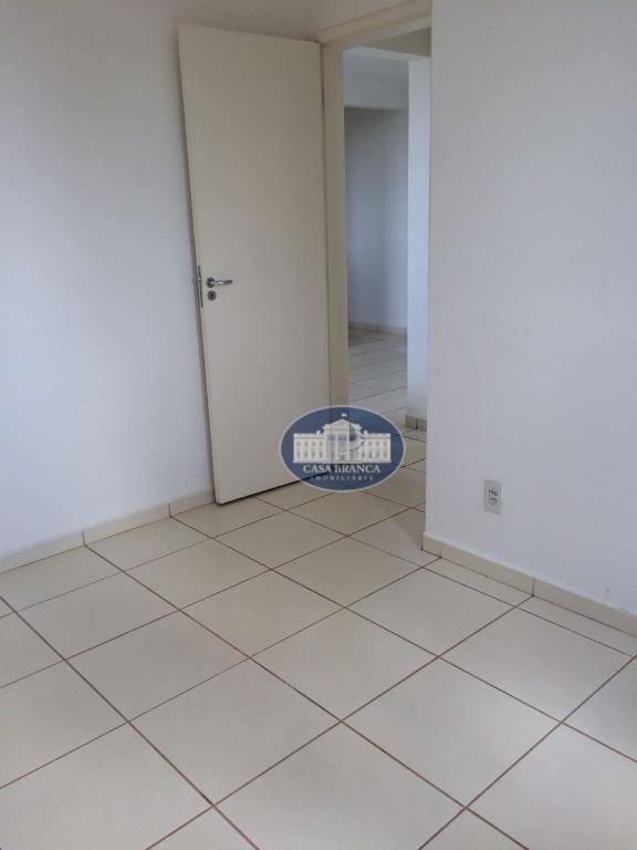 Apartamento à venda e aluguel com 2 quartos, 50m² - Foto 3