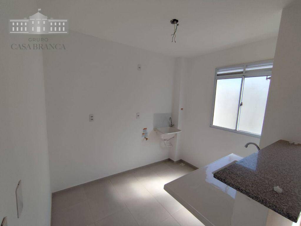 Apartamento à venda com 2 quartos, 39m² - Foto 6