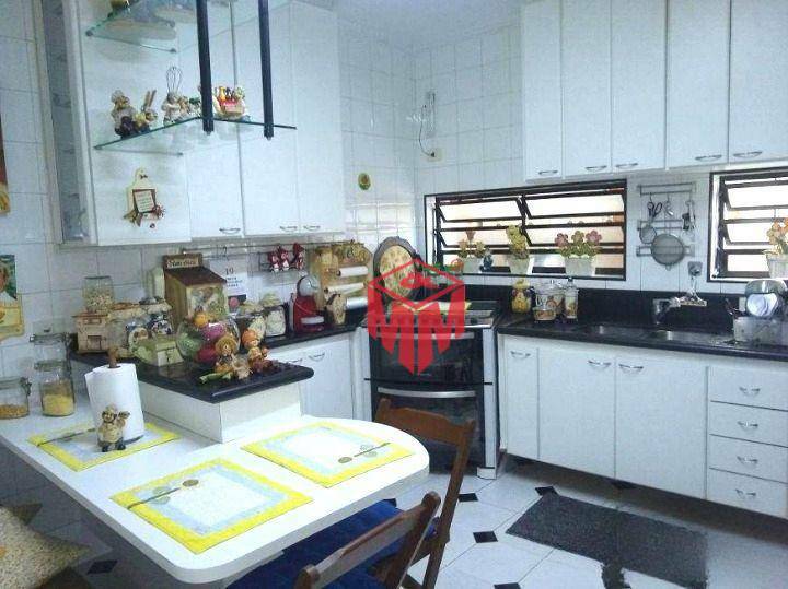 Sobrado à venda com 3 quartos, 204m² - Foto 46