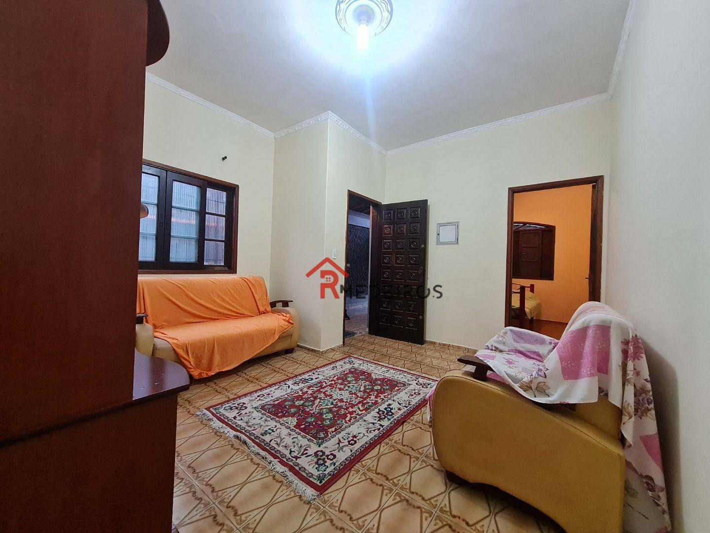 Casa à venda com 3 quartos, 100m² - Foto 2