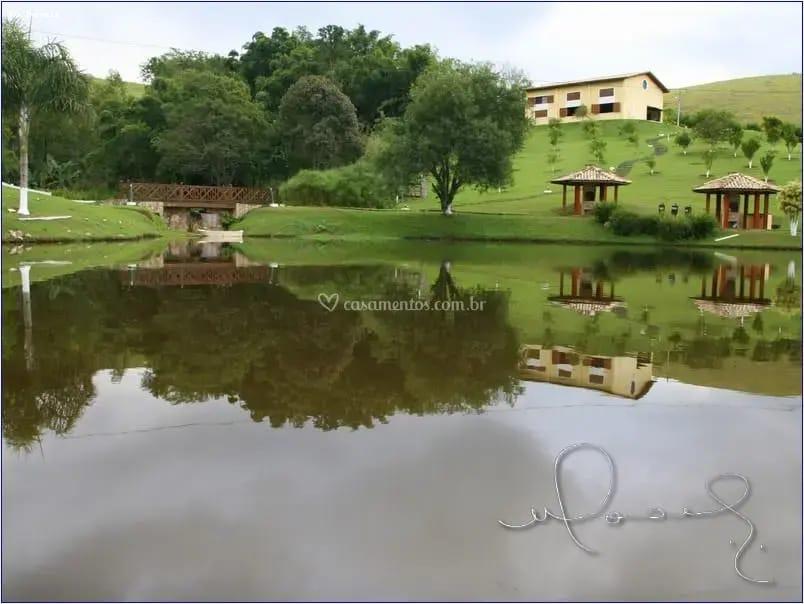 Sítio à venda com 3 quartos, 217800m² - Foto 1