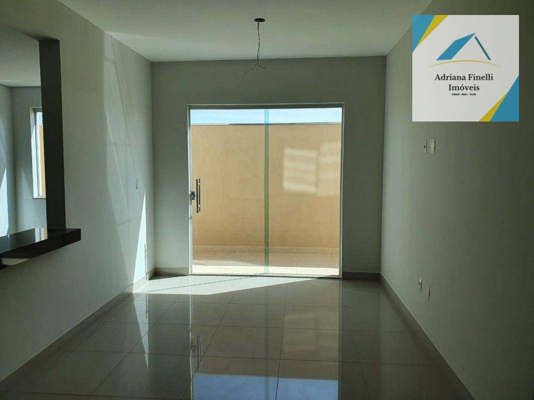 Apartamento à venda com 2 quartos, 62m² - Foto 1