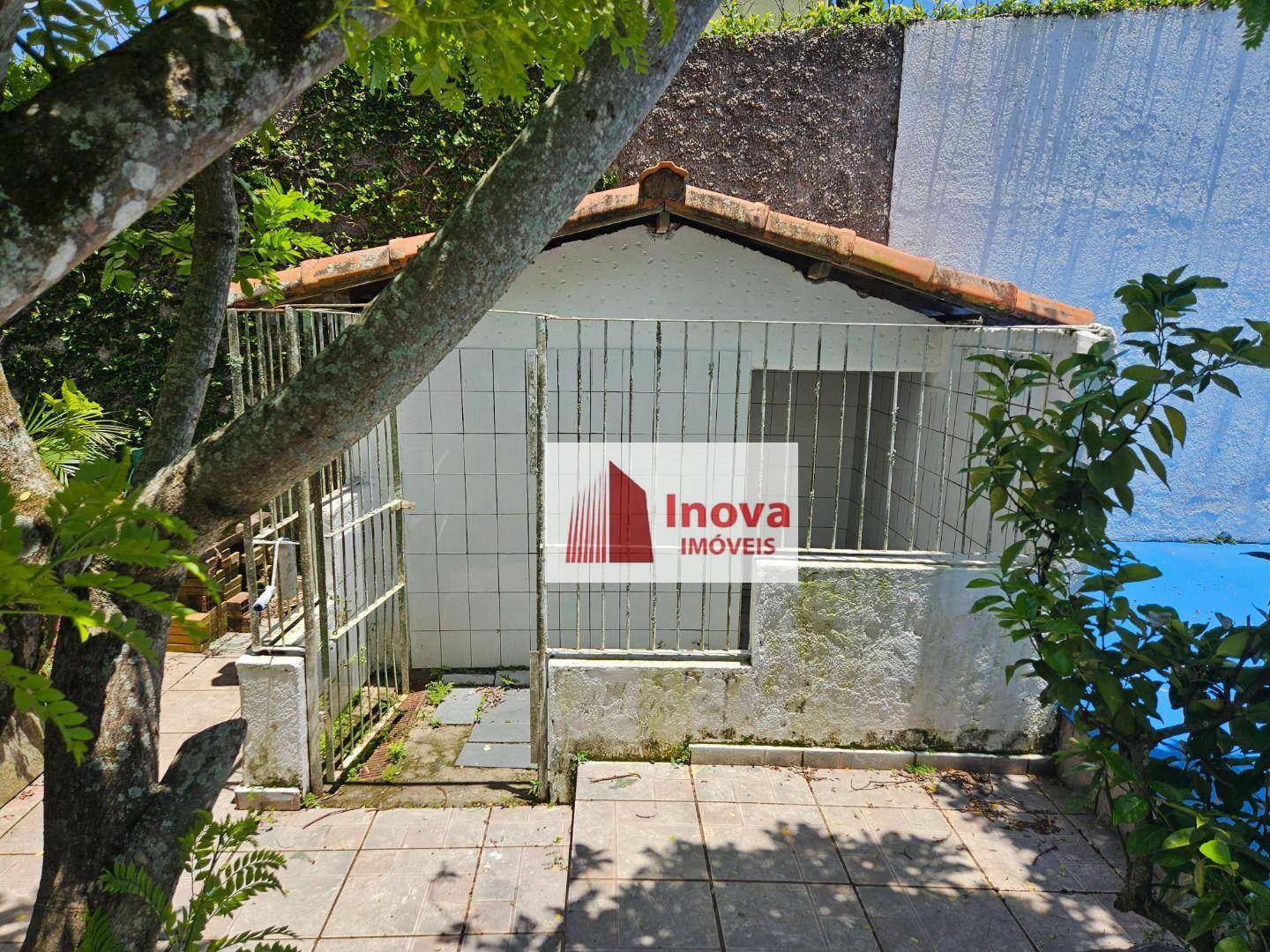 Casa para alugar com 5 quartos, 243m² - Foto 47