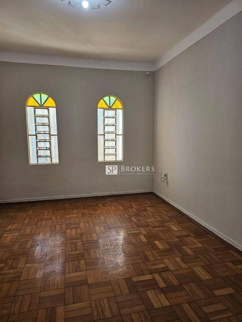 Casa à venda com 3 quartos, 163m² - Foto 2