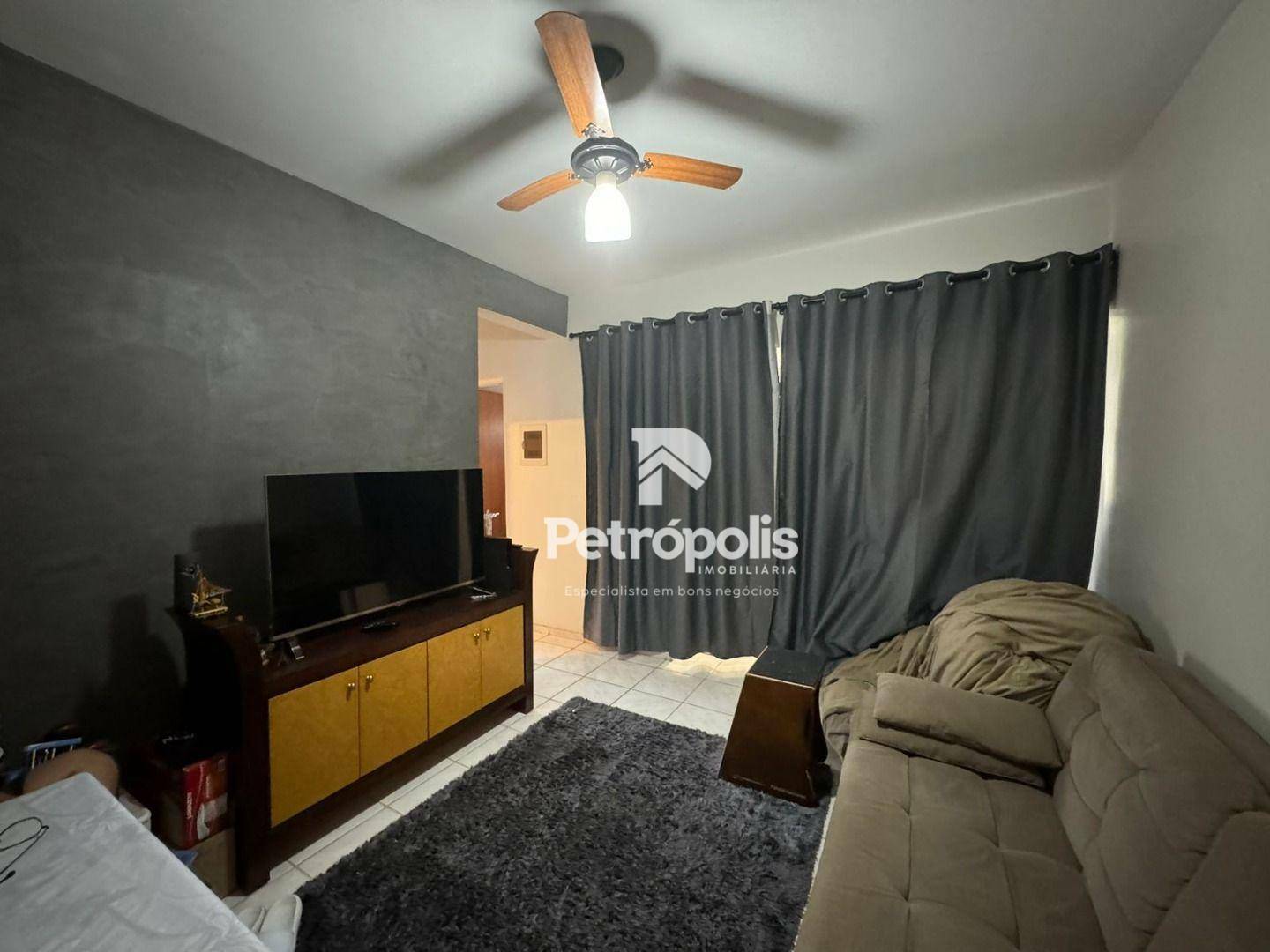 Apartamento à venda com 2 quartos, 55m² - Foto 1