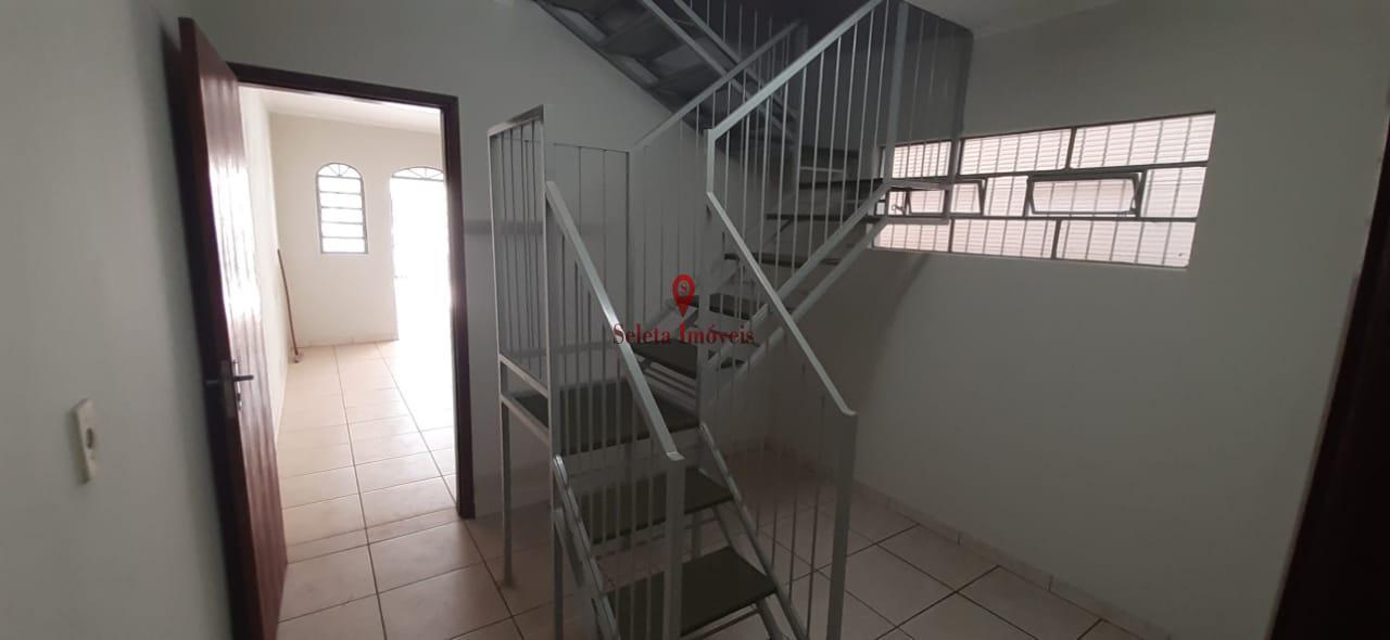 Casa para alugar com 2 quartos, 176m² - Foto 7